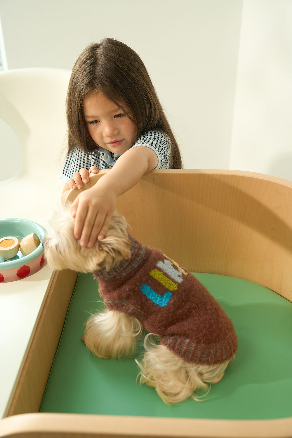 Cloud-Soft Soufflé Dark Choco Turtleneck